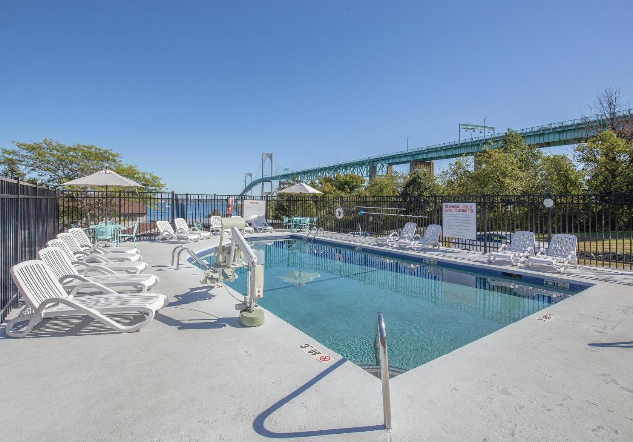 ג'יימסטאון Club Wyndham Newport Overlook מראה חיצוני תמונה